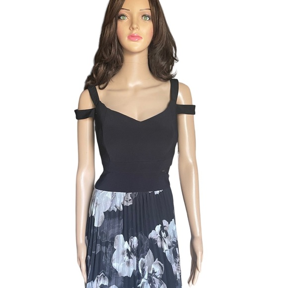 XScape Womens pleated off-shoulder dress size 10 - Picture 8 of 13